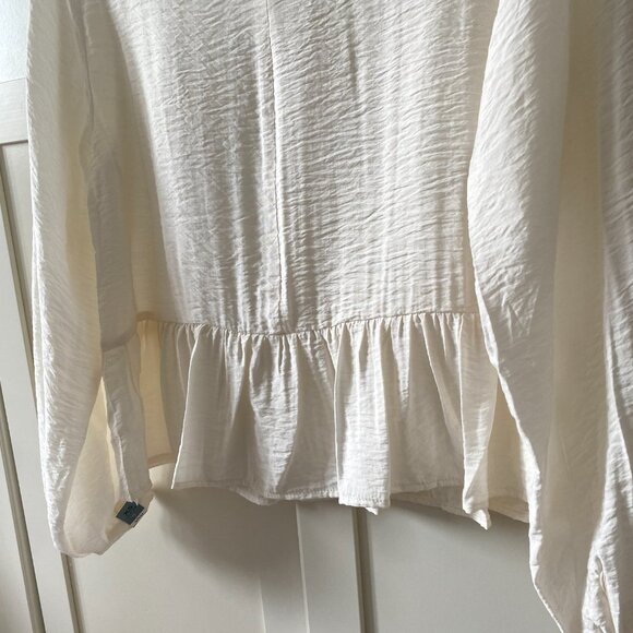 NWOT Lefties White Lace Trim Peplum Blouse XS Romantic Cottagecore - Picture 7 of 14